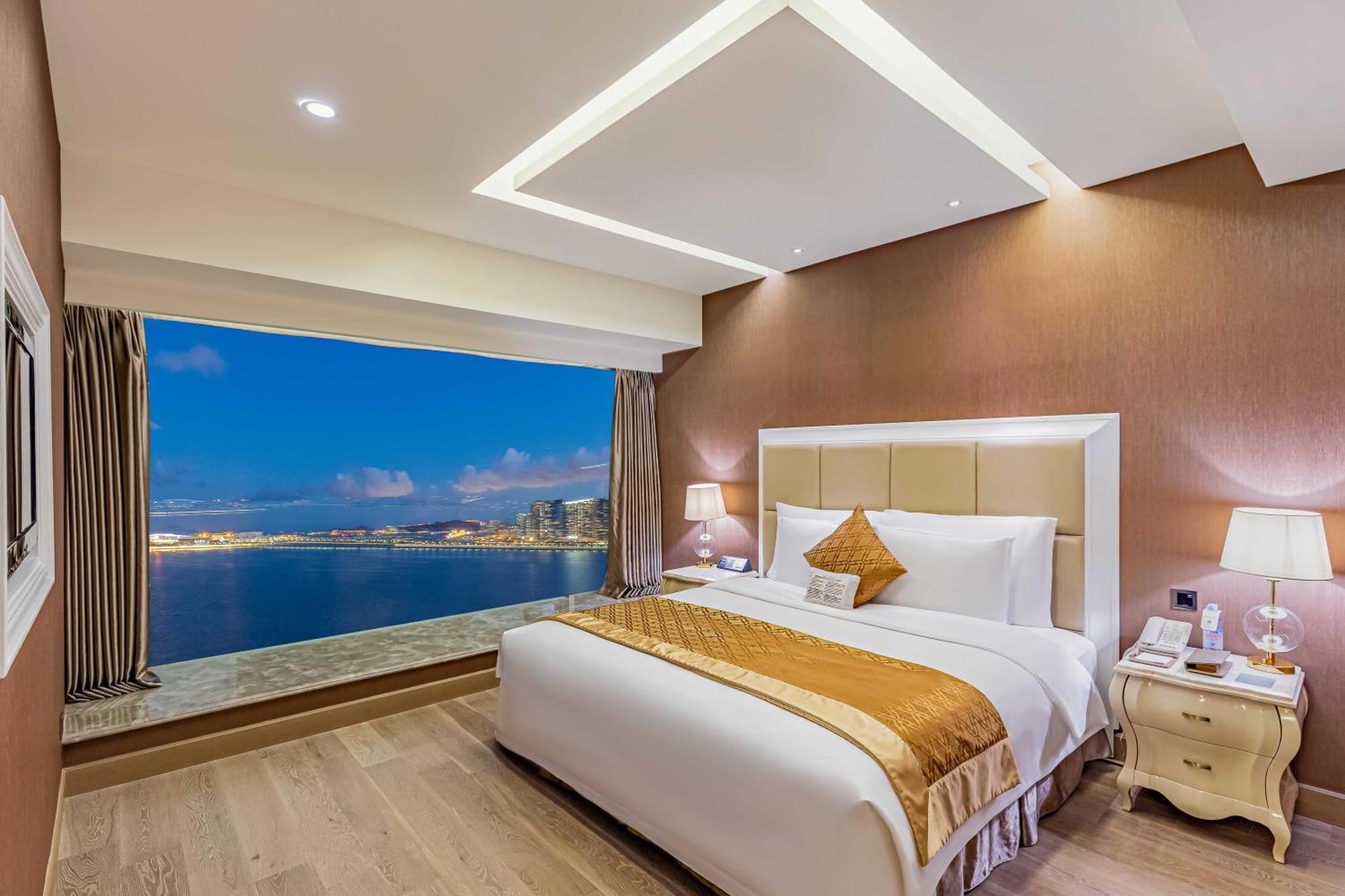 Grand Bay Hotel Zhuhai Esterno foto