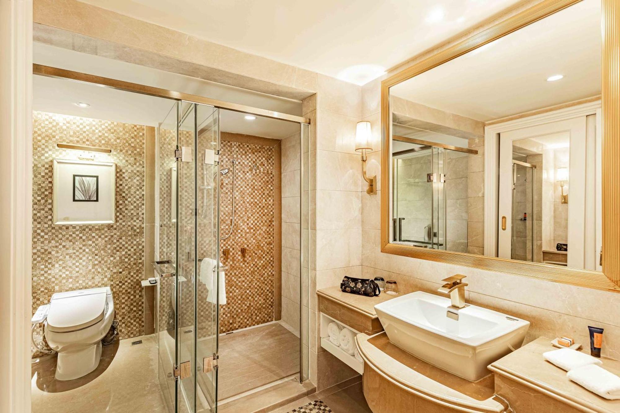Grand Bay Hotel Zhuhai Esterno foto