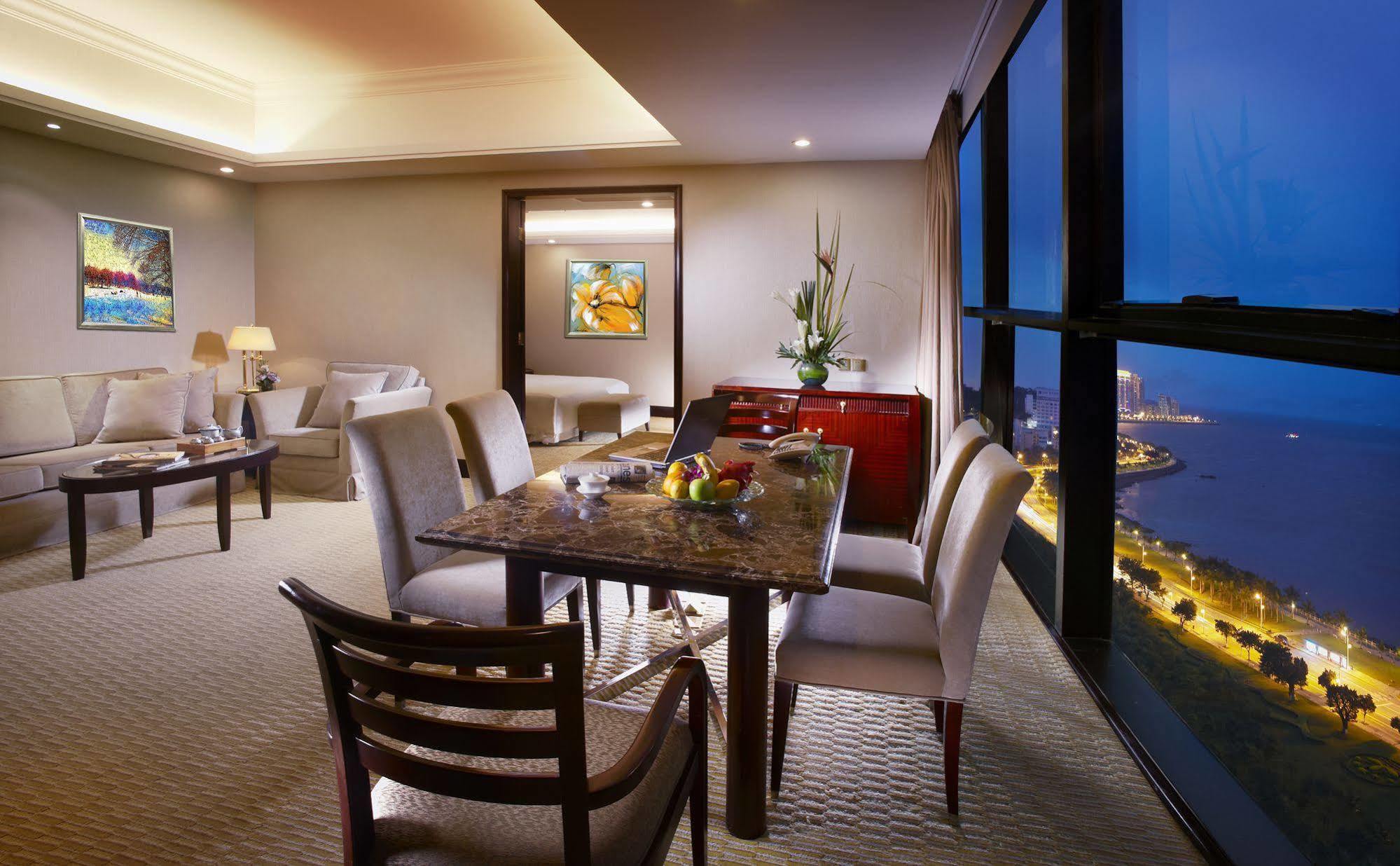 Grand Bay Hotel Zhuhai Esterno foto