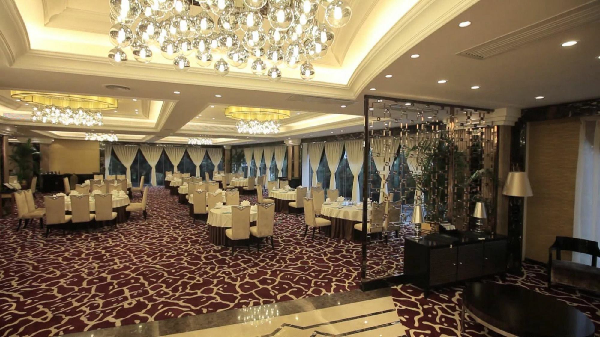 Grand Bay Hotel Zhuhai Esterno foto